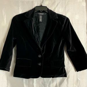Rampage Black velvet jacket by Rampage Cropped sleeves Size Medium